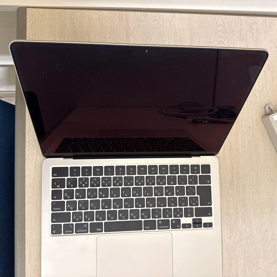 MacBook Air M2 8g/256g スターライト