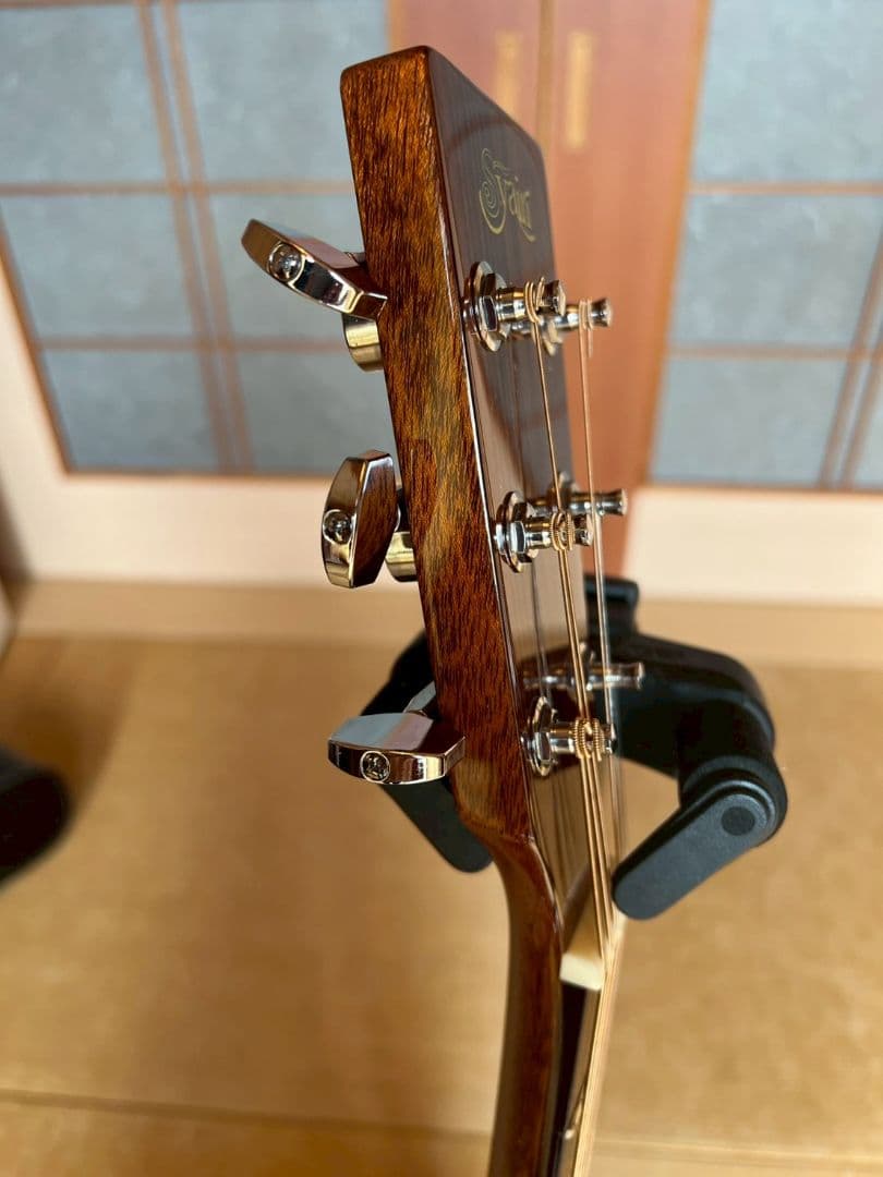 Sヤイリ YDT-18お値打ち　　総単板【生産終了品】　　　　新品同様希少品