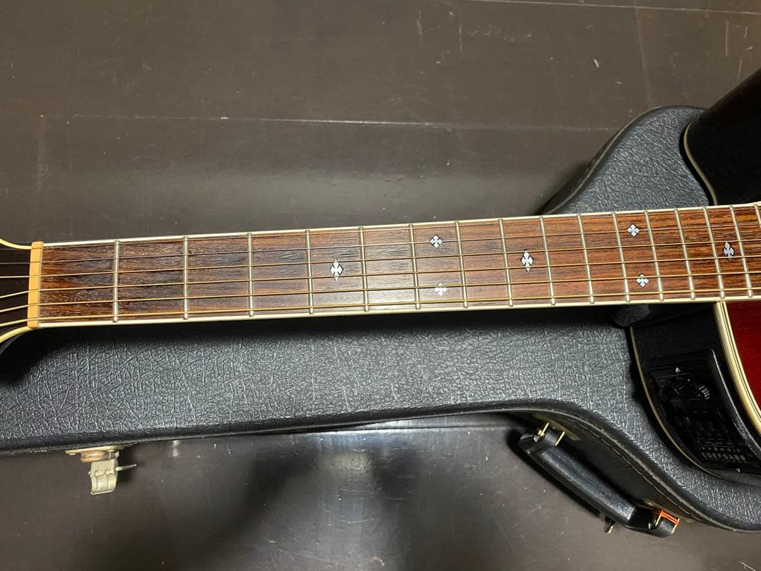 アコースティックギター　takamine