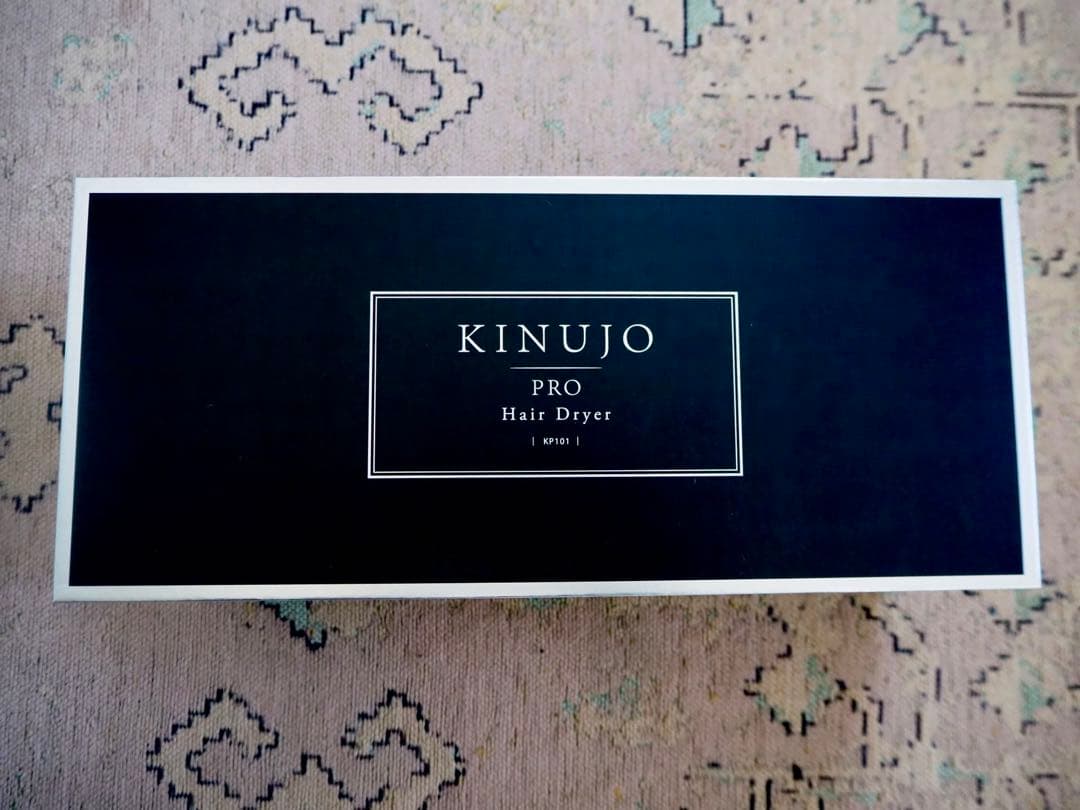 【美品】絹女 KINUJO PRO ヘアドライヤー KP101