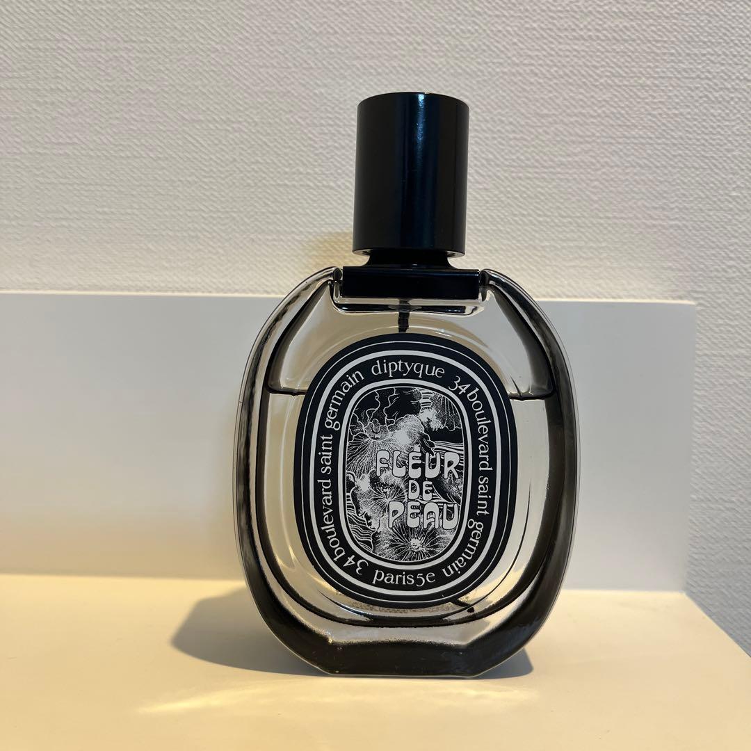 diptyque FLEUR DE PEAU 香水