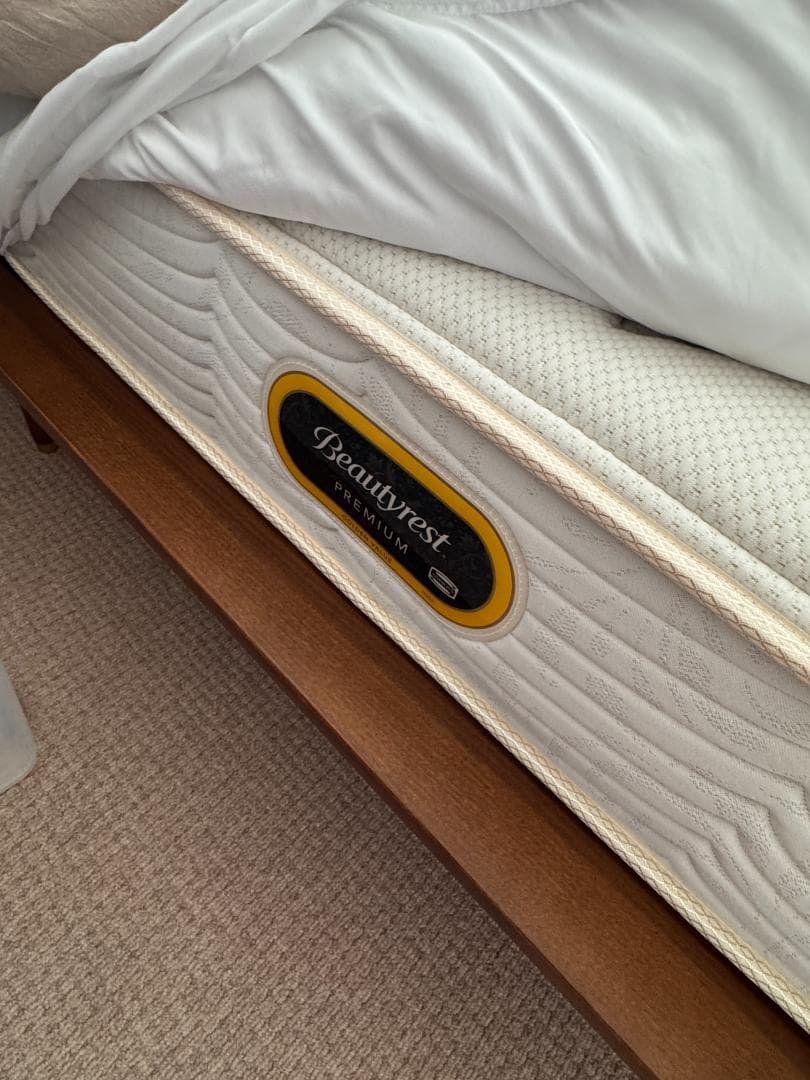 Yt【引き取り限定】ダブル ベッドフレーム & マットレス