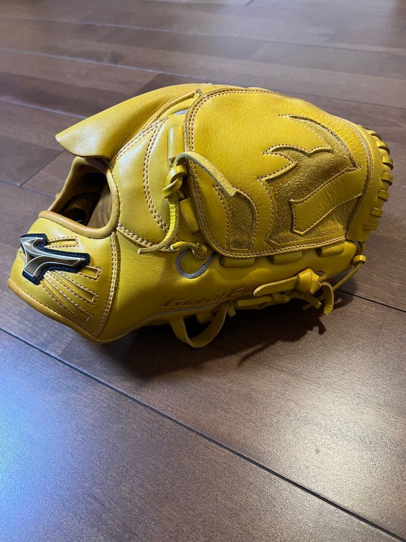 Mizuno Global Elite 軟式グローブ　投手用