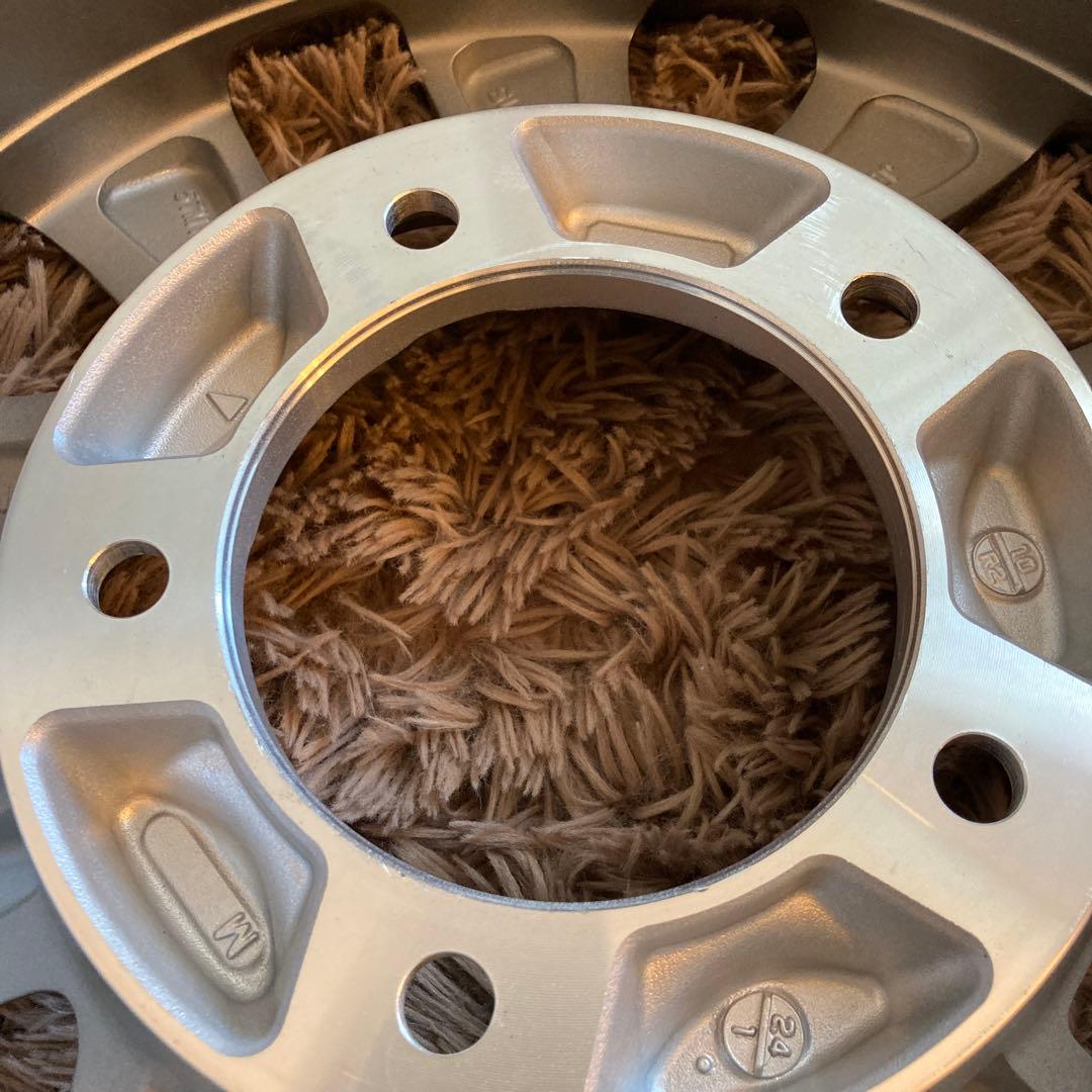 スズキジムニーシエラ　純正オプション　アルミホイール　一本　アルミホイルのみ