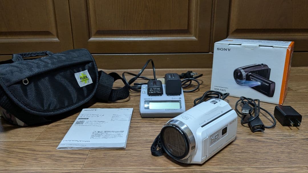 ビデオカメラ SONY Handycam HDR-PJ675