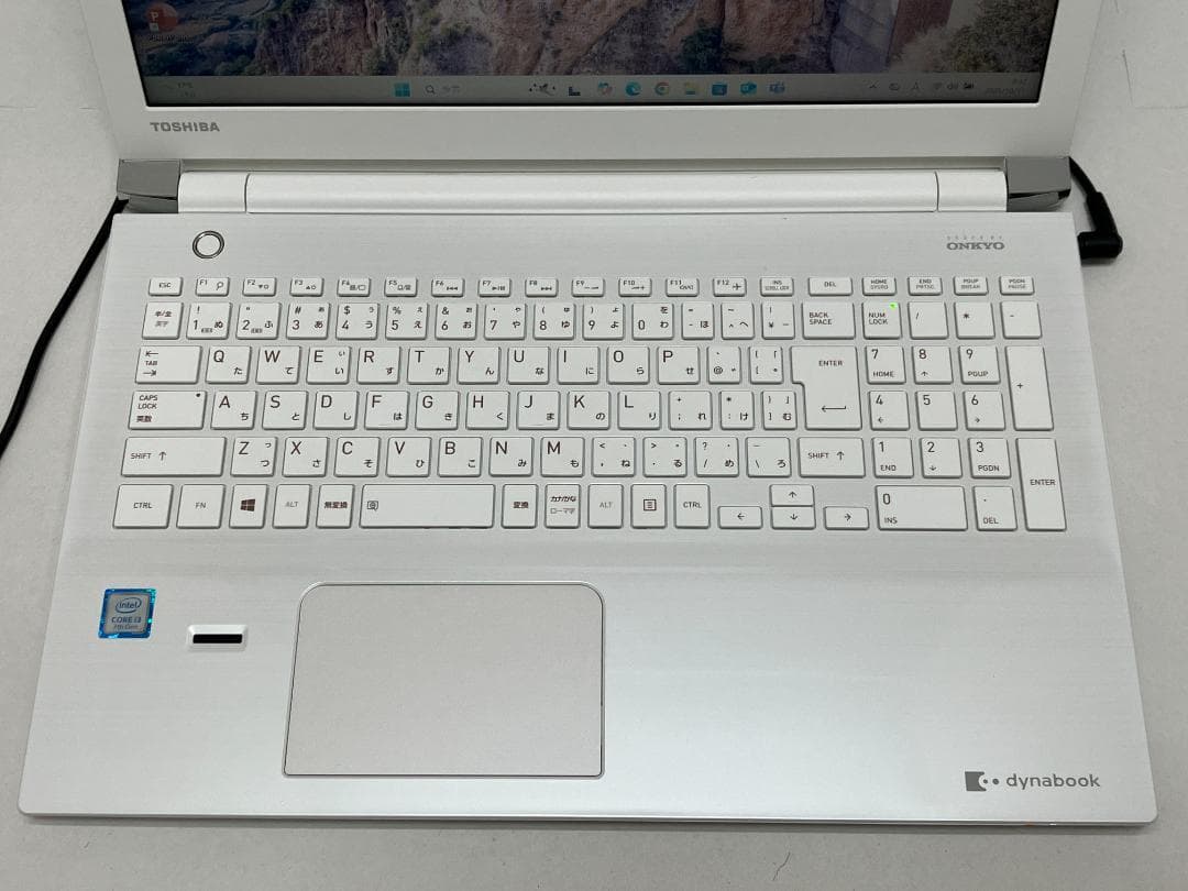 東芝ノートパソコン Core i3/8GB/新品SSD/Windows11