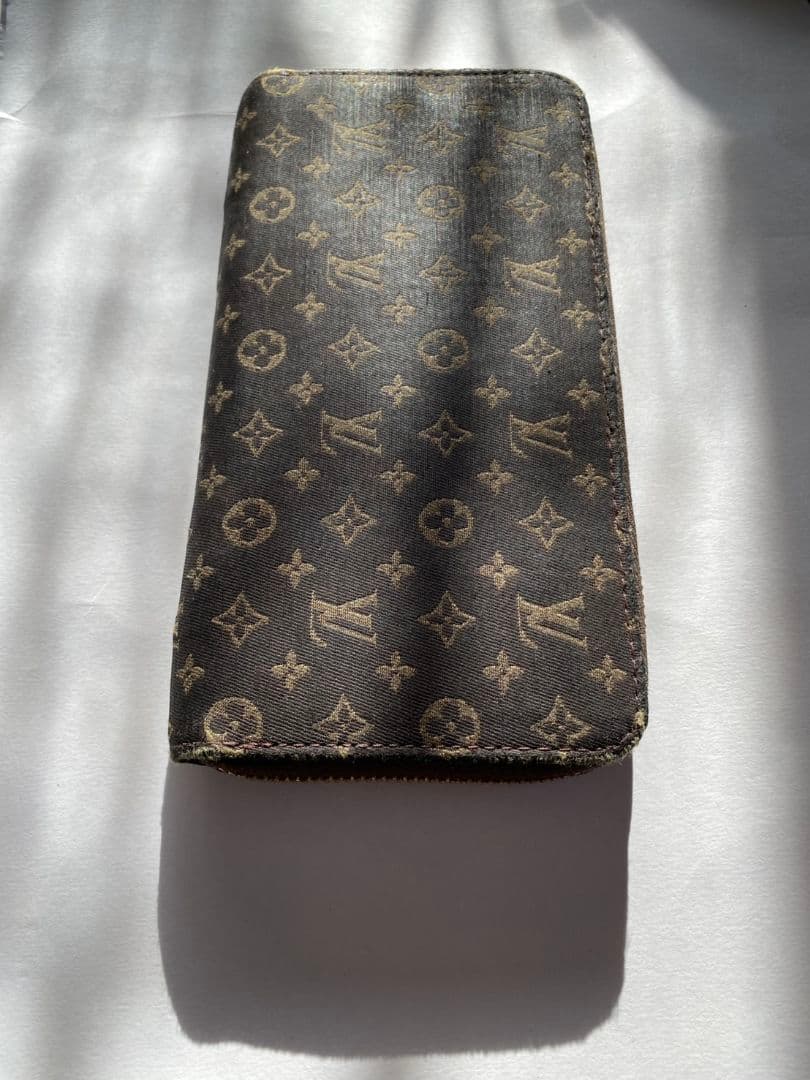 M*)様 LOUIS VUITTON 長財布