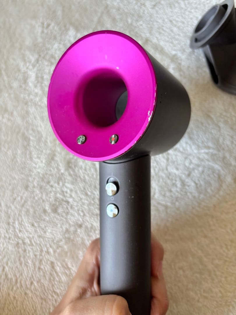 Dyson Supersonic Ionic ヘアドライヤー　ピンク