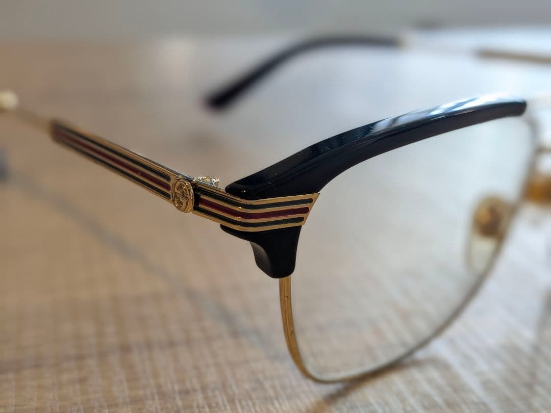 Gucci ゴールド/ブラック ダブルブリッジ アイウエア