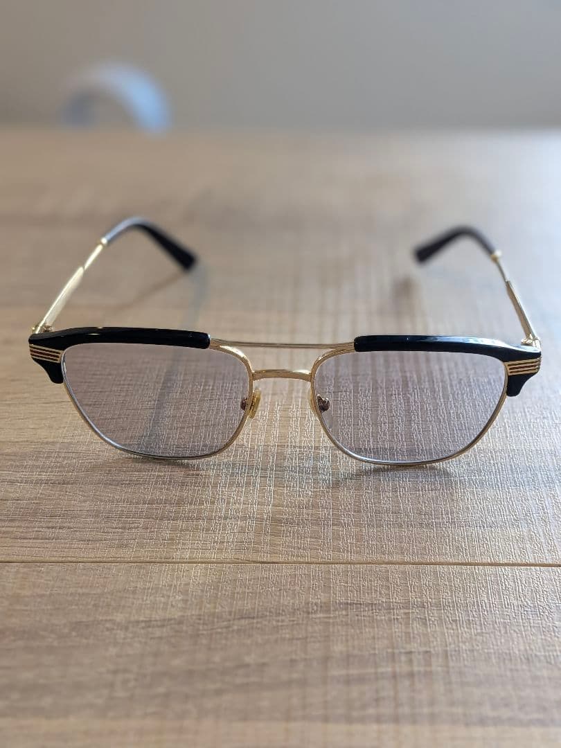 Gucci ゴールド/ブラック ダブルブリッジ アイウエア