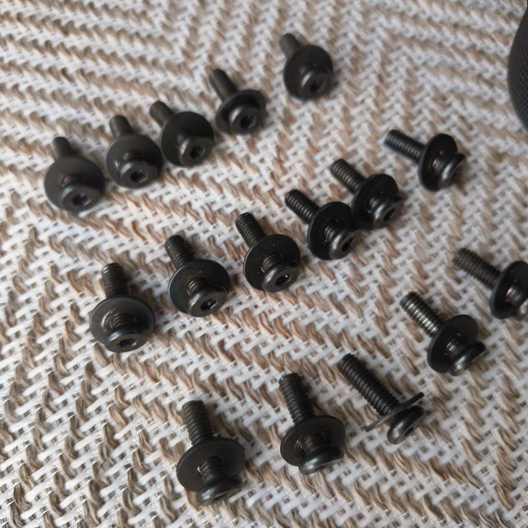 き*。様 LOWYA ベロア調3人掛けソファー