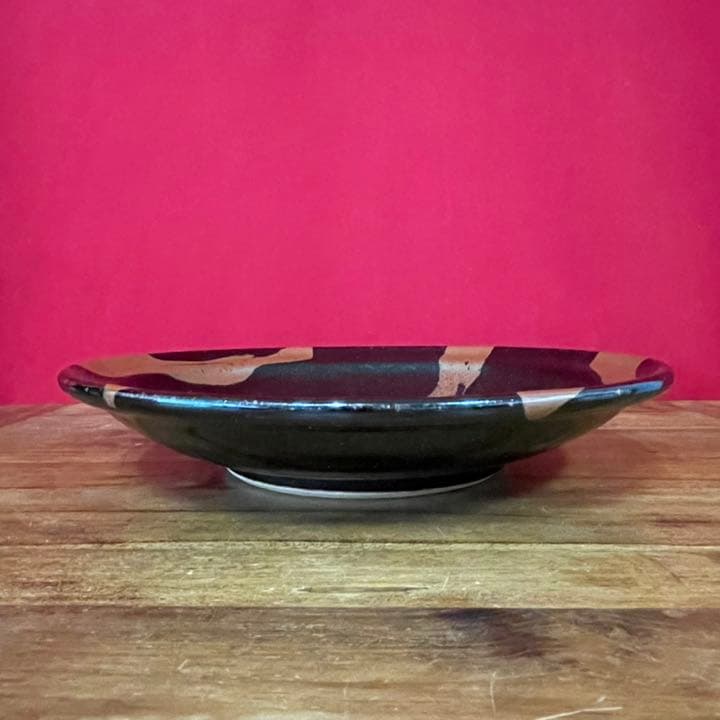 てつ濱田庄司(浜田庄司) 黒釉流描皿 濱田友緒識箱 益子焼人間国宝