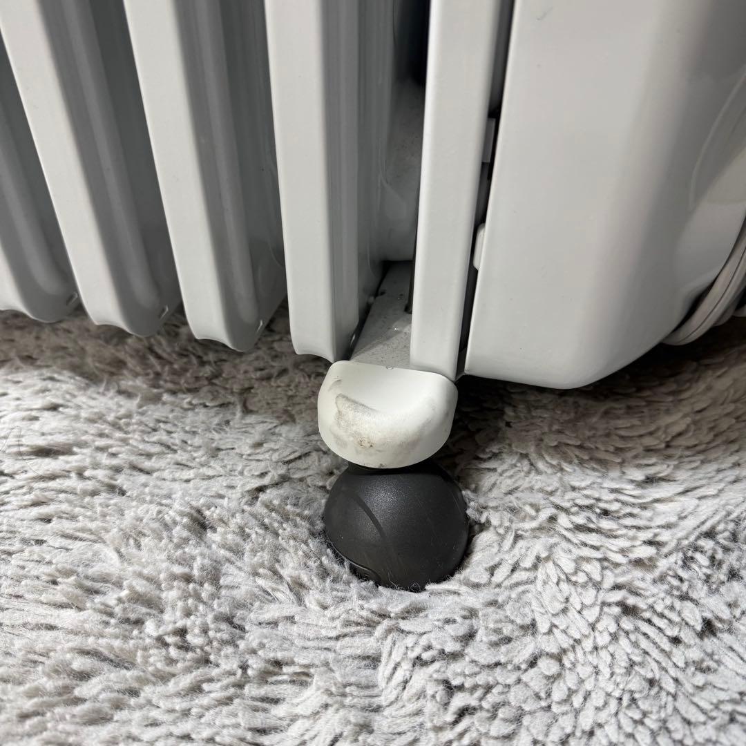 【中古】デロンギ オイルヒーター RHJ35M0812-DG