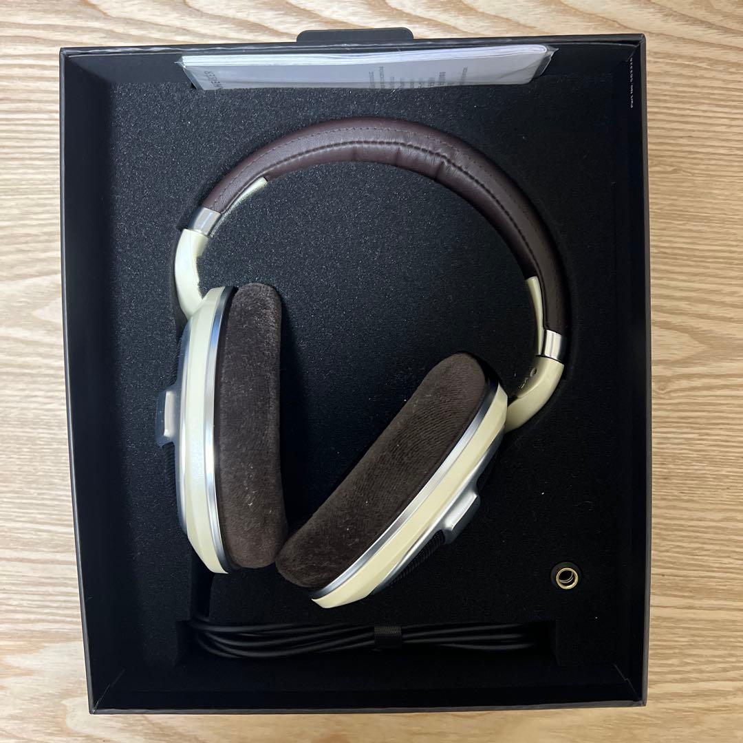 HD599 ゼンハイザー　ヘッドホン アイボリー　プリン