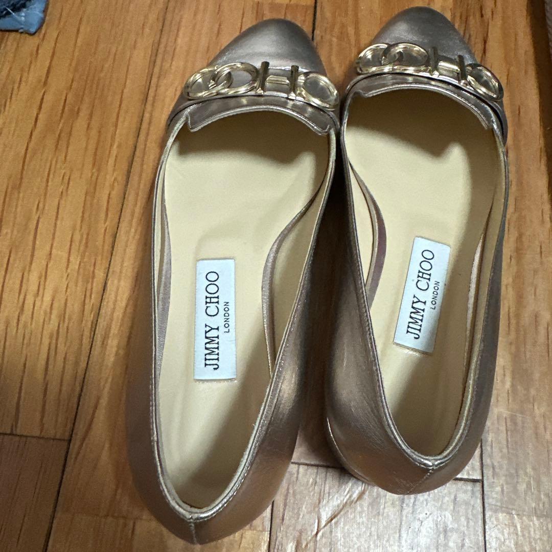 JIMMY CHOO シルバー フラットシューズ