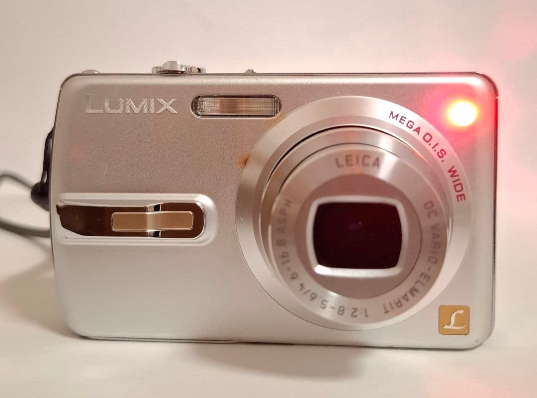[美品] パナソニックPanasonic LUMIX DMC-FX50