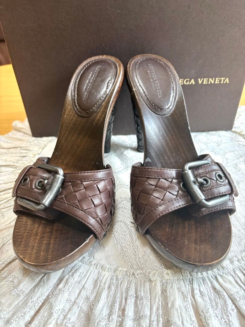 BOTTEGA VENETA ボッテガヴェネタイントレチャートサンダルミュール