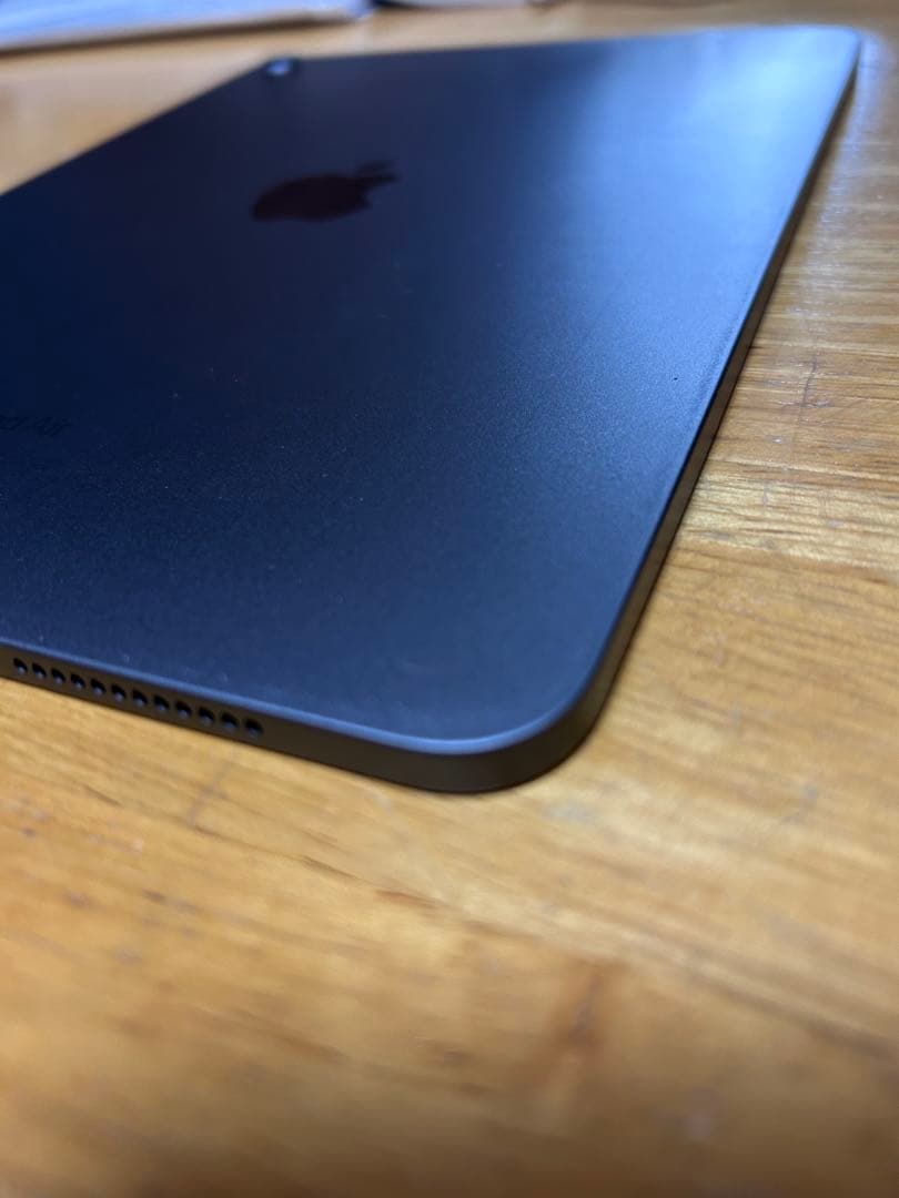 iPad Air 第５世代 (M1) 64GB / Wi-fiモデル