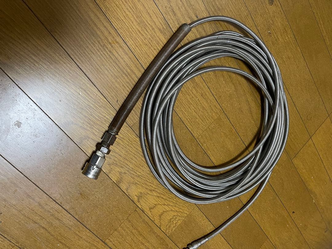 ニ*カ様 高圧洗浄ホース(ジャンク品)ノズル近く一箇所水漏れあり