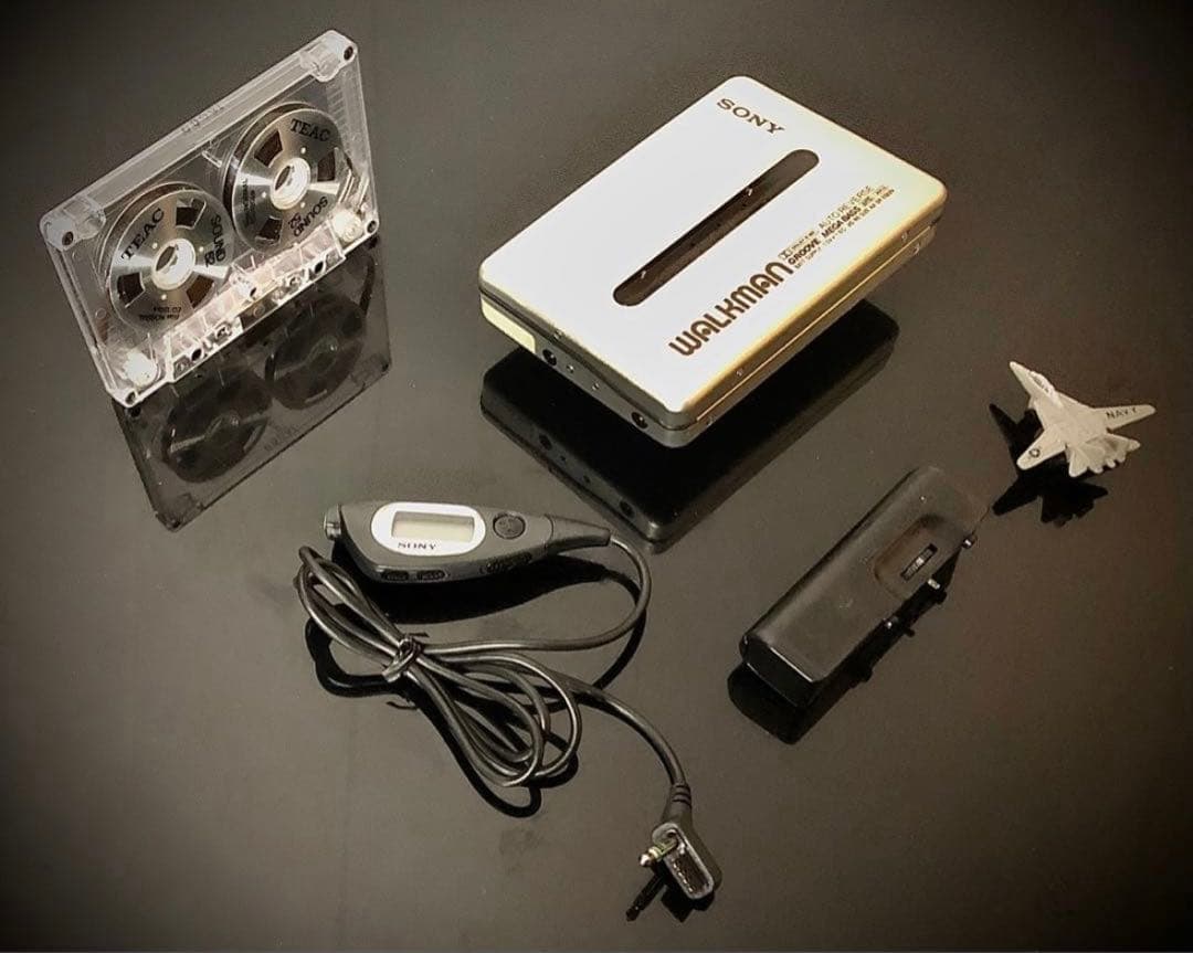 カセットウォークマン SONY WM-EX600 銀色「整備済み、完動超美品」