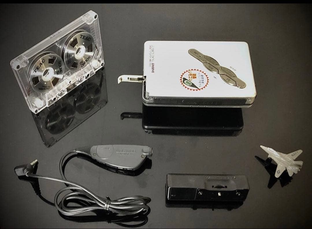 カセットウォークマン SONY WM-EX600 銀色「整備済み、完動超美品」