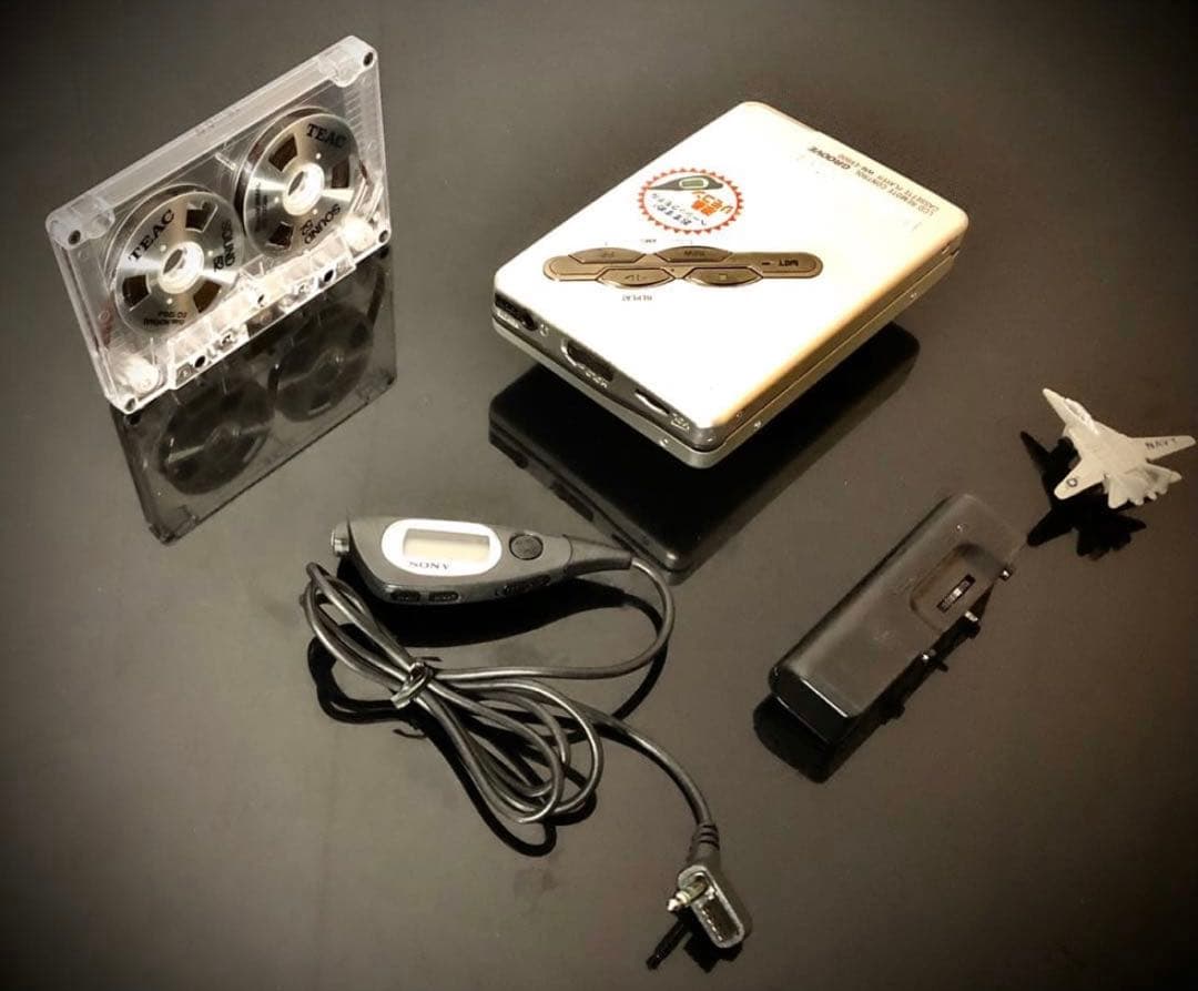 カセットウォークマン SONY WM-EX600 銀色「整備済み、完動超美品」