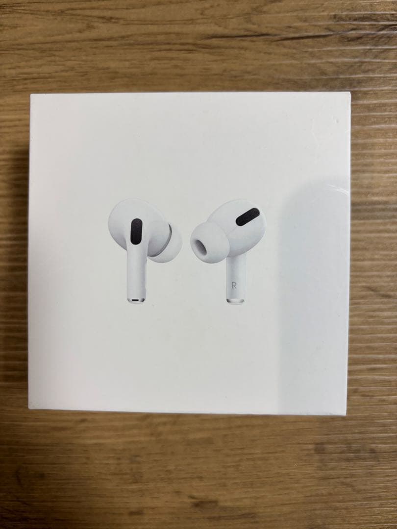 AirPods Pro 本体/充電器/アイアンマンケース付