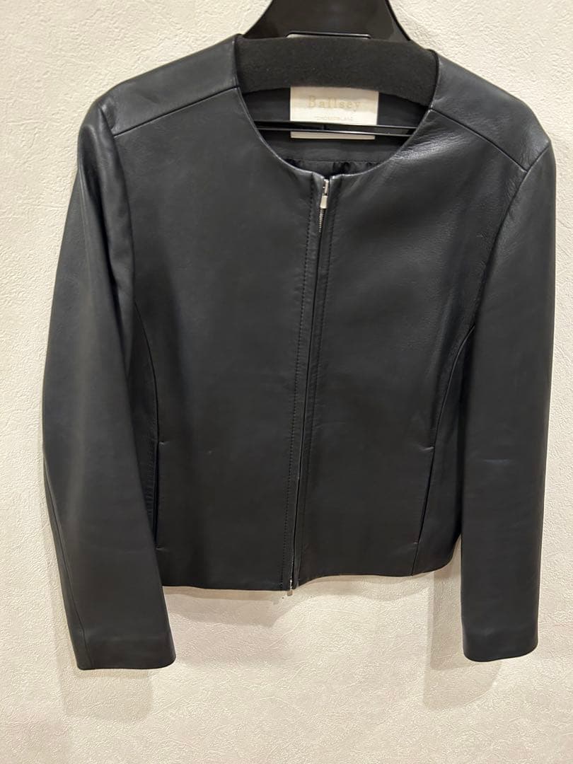 トゥモローランド　本革　ノーカラー　ライダースジャケット　羊革　黒　ダブルジップ