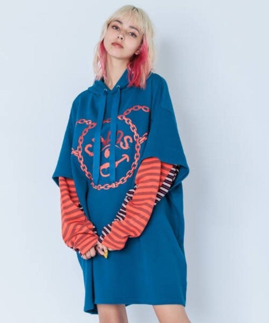 Candy Stripper レイヤード風デザインパーカー　ワンピース