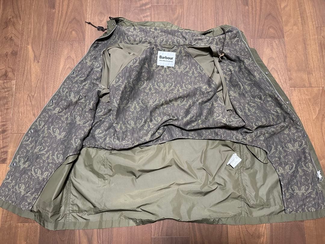 【レア】ホワイトマウンテニアリング×バブアー HIKING JACKET カーキ