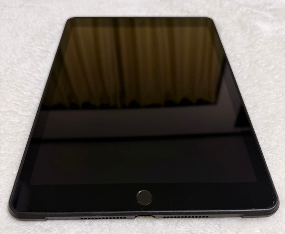 【⭐︎超美品⭐︎】iPad第8世代32GB ⭐︎付属品無し⭐︎