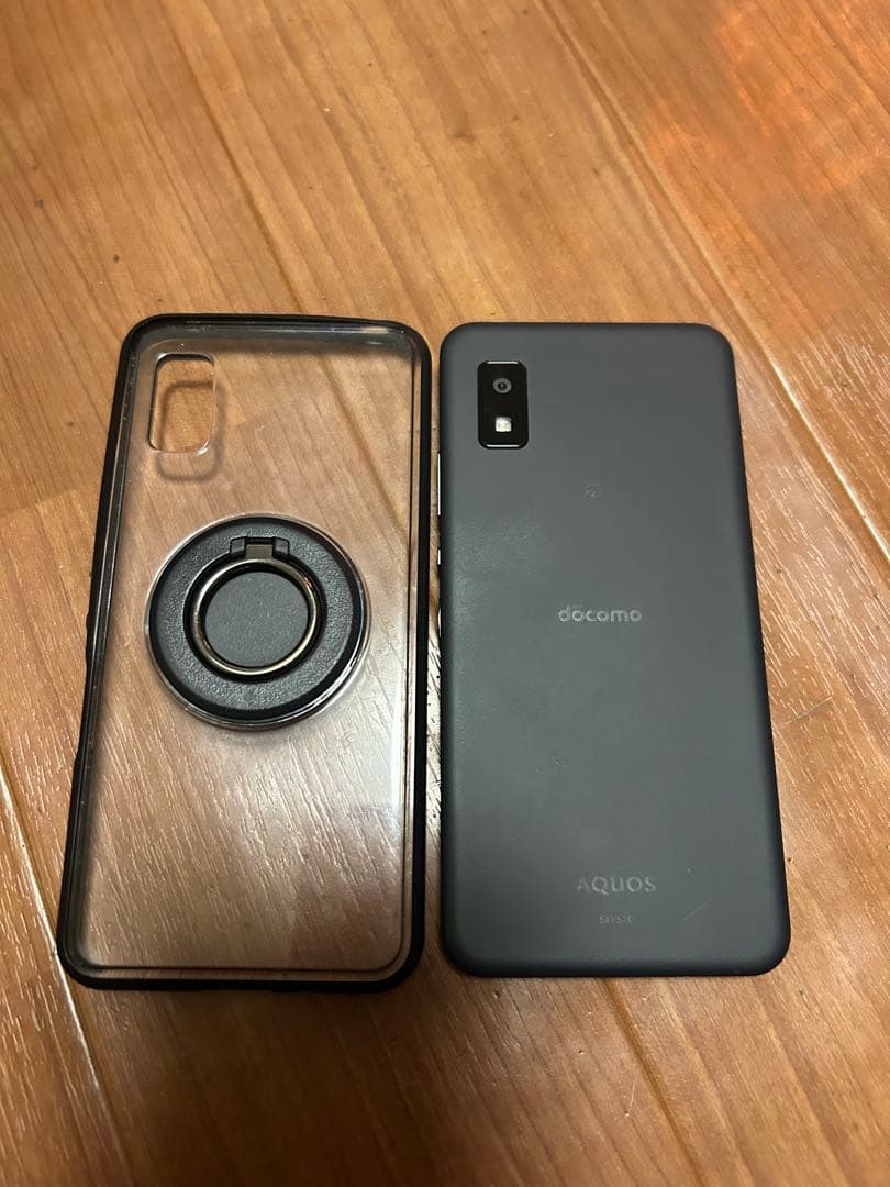 docomo AQUOS SH 51C本体 透明ケース付き