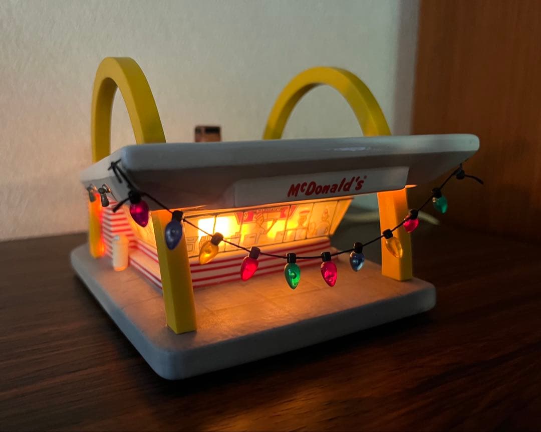 マクドナルド McDonald's 店舗型　ライト　テーブルランプ