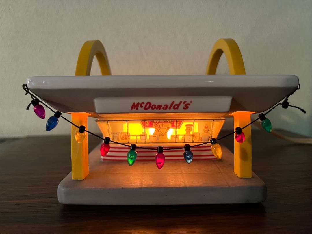 マクドナルド McDonald's 店舗型　ライト　テーブルランプ