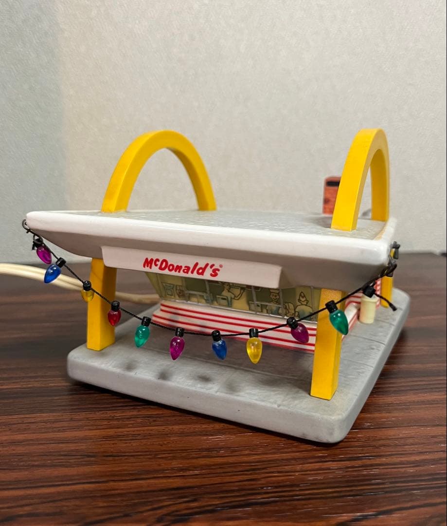マクドナルド McDonald's 店舗型　ライト　テーブルランプ