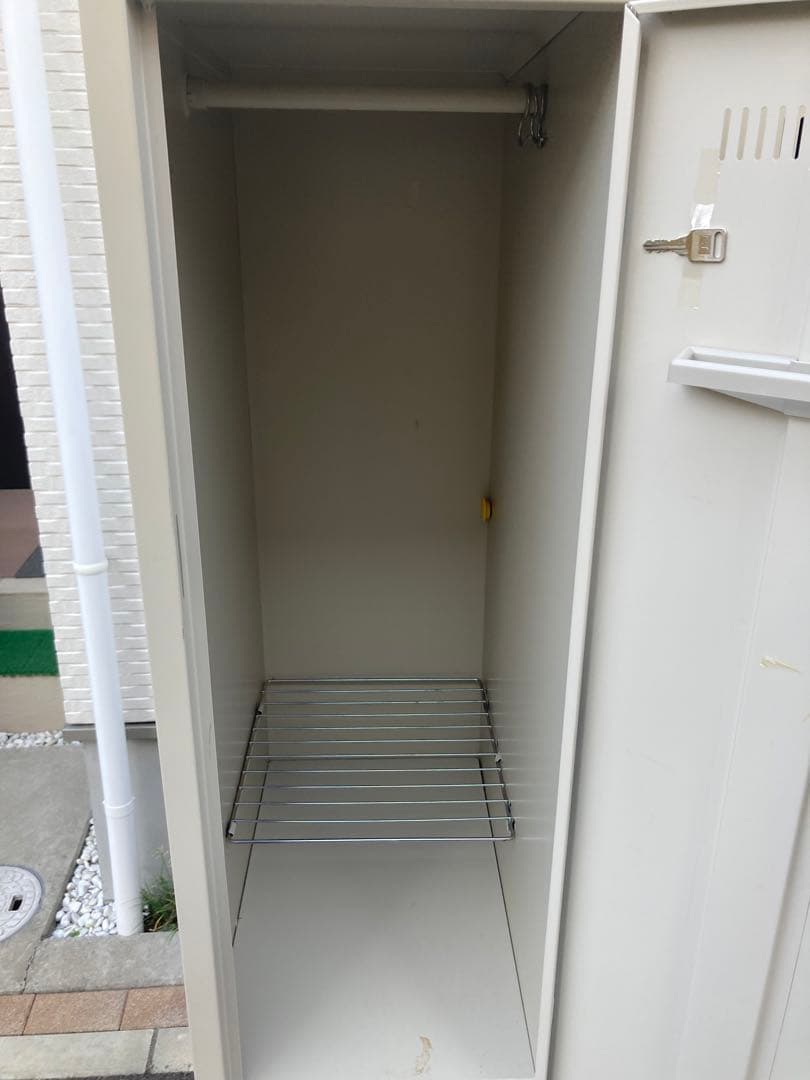 6人用　ロッカー　物置　収納　中古