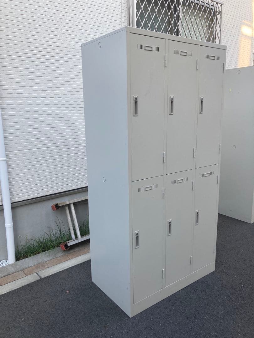 6人用　ロッカー　物置　収納　中古