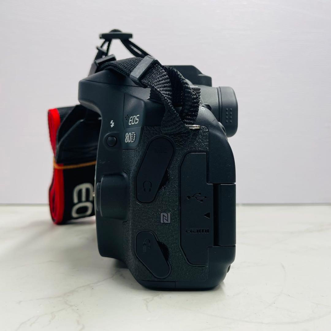 Canon EOS 80D ショット数126枚 デジタル一眼レフ WW8003