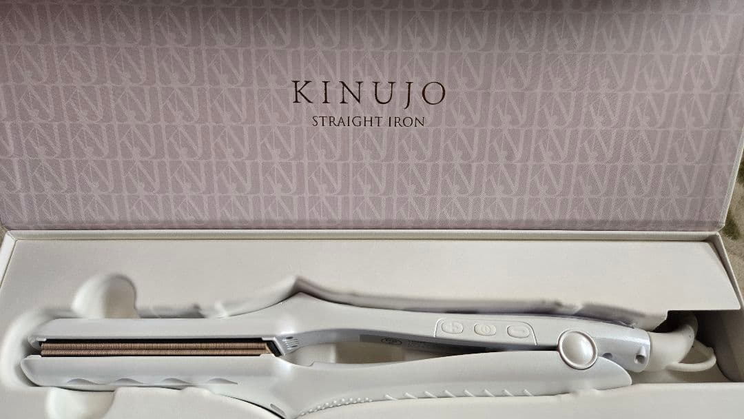 【新品未使用】 KINUJO ヘアアイロン ストレートアイロン 絹女 LM225