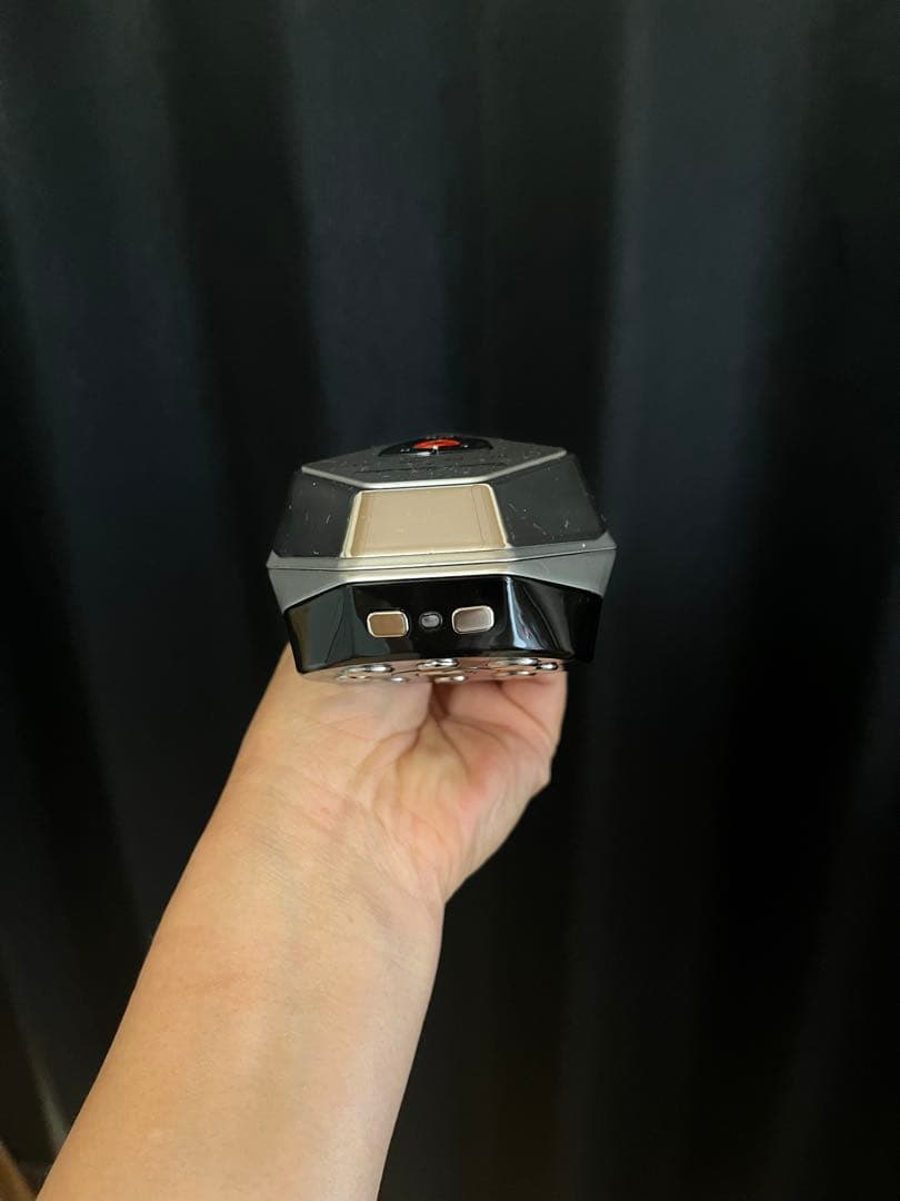 y*1様 特別価額 ランボルギーニ美顔器　ALPHA・ONE(アルファワン)