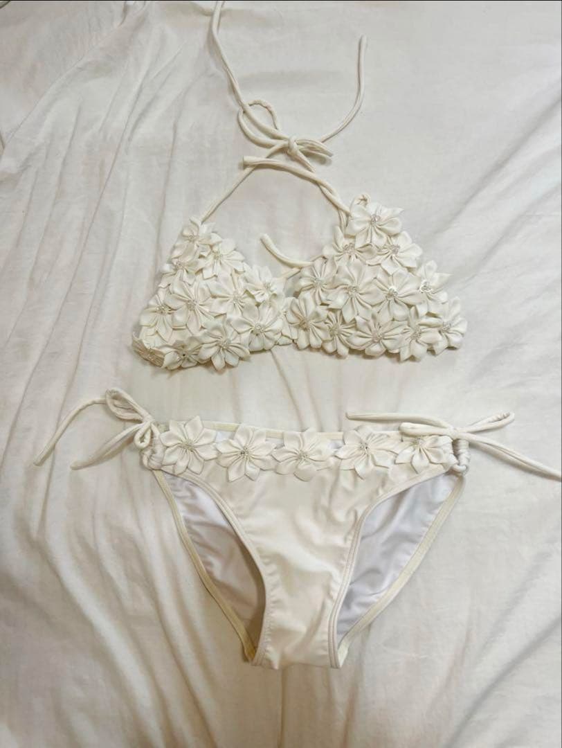 三愛 フラワービキニ