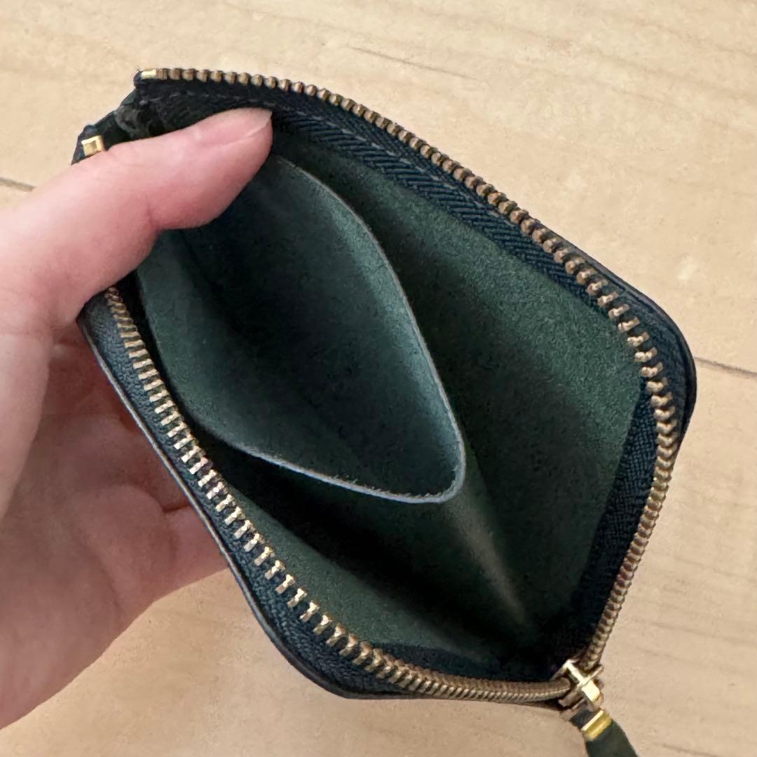 COMME des GARCONS ダークグリーン ケース