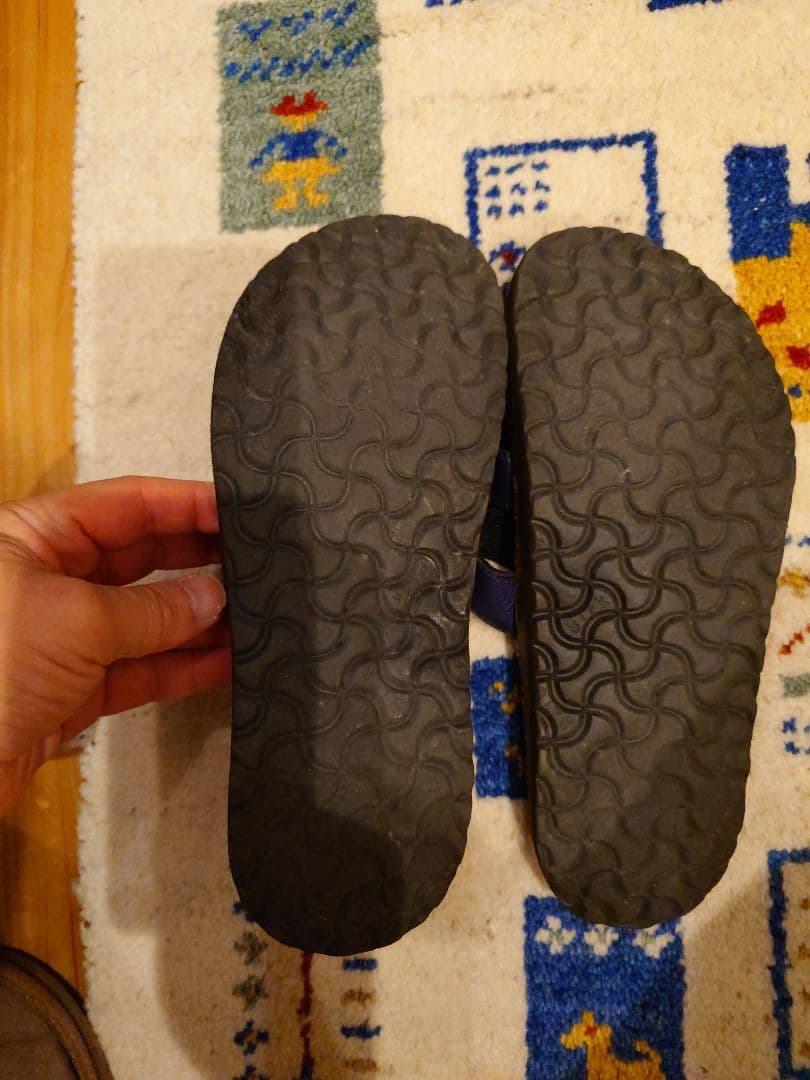 ユッタニューマン　28cm