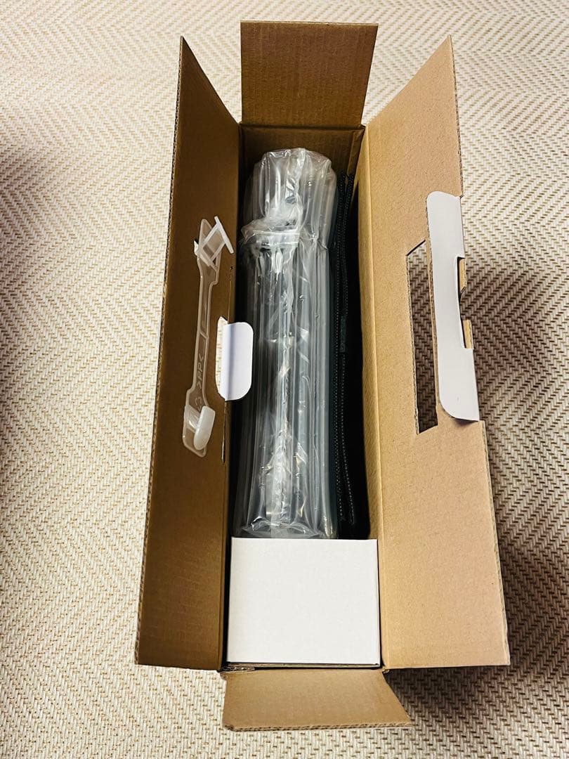 新品 HIRO/Tec HT-9PD ポータブル　DVDプレーヤー 9インチ