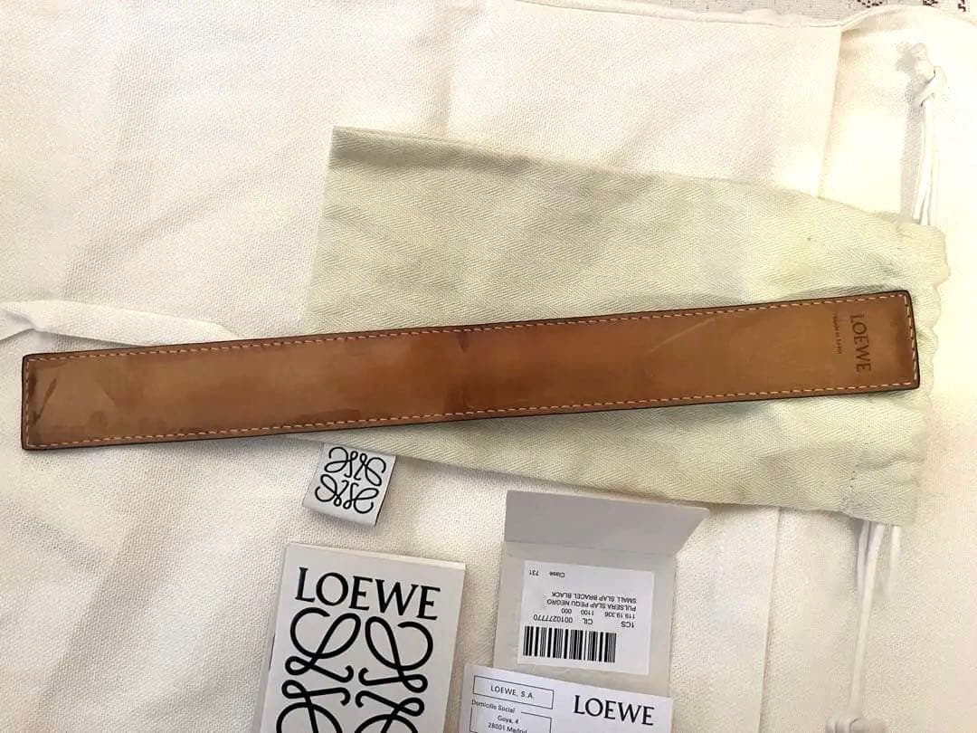 LOEWE スラップ ブレスレット バングル