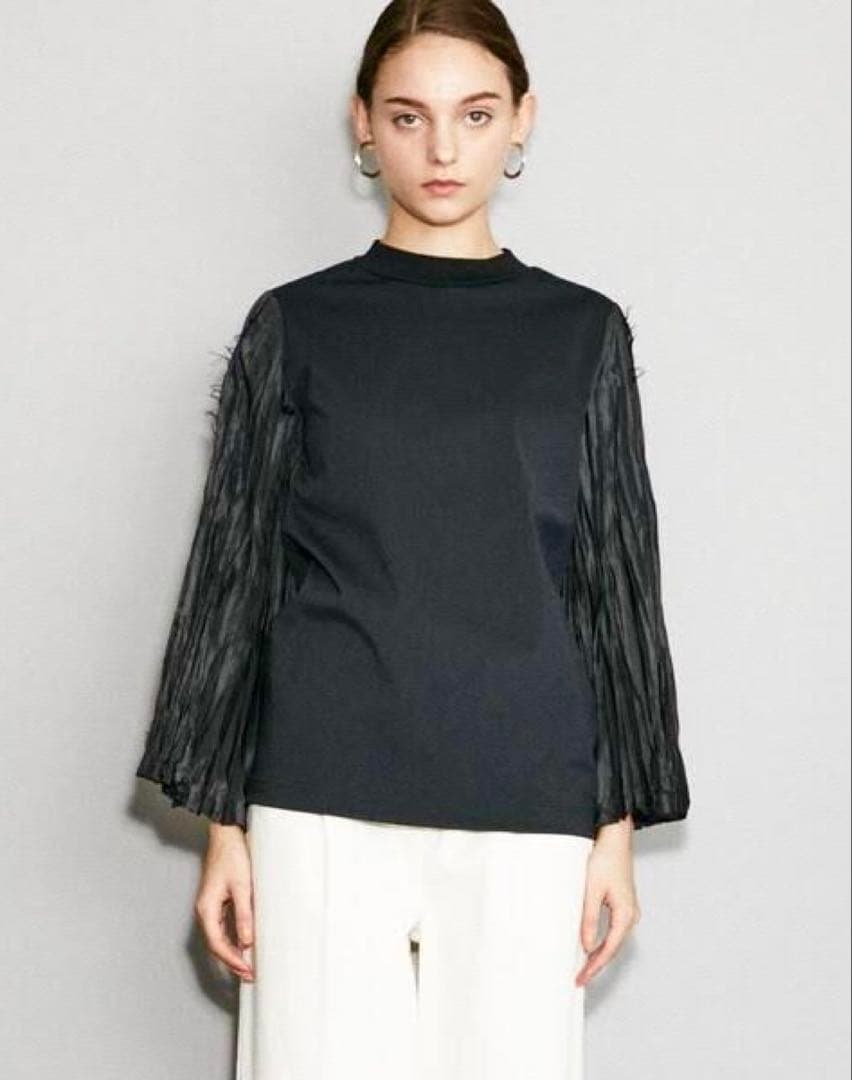 TOGA PULLA プリーツスリーブカットソー