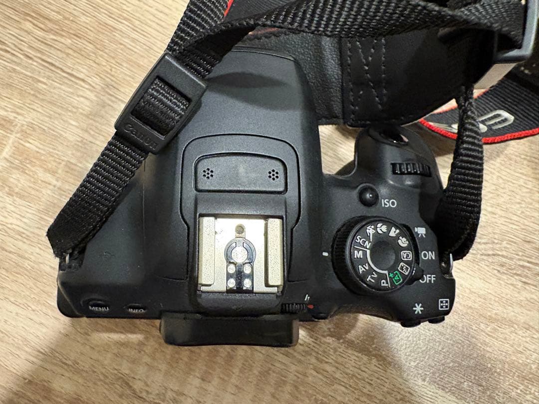 セットCanon EOS Kiss X7 本体、高倍率/広角レンズ