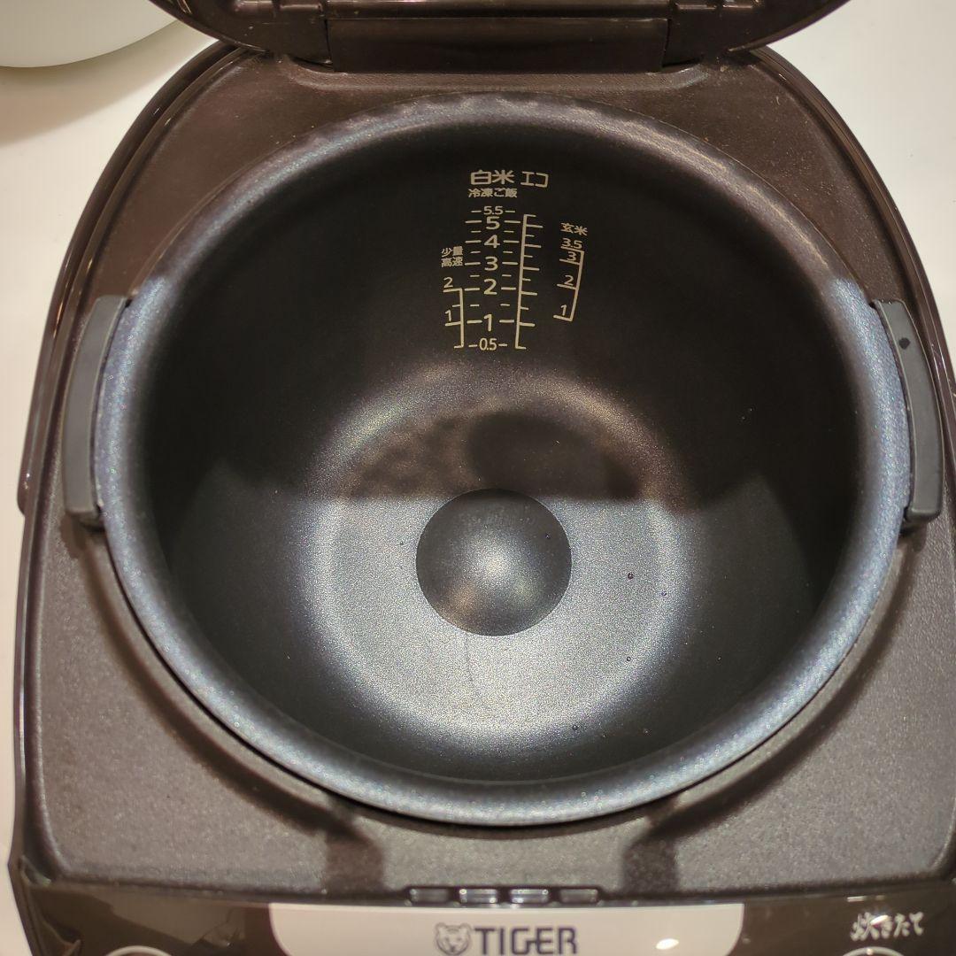 TIGER IH炊飯器 5.5合　予約機能付き　JPW-D100 24年製