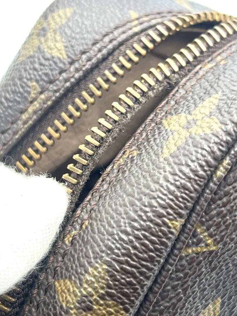 LOUIS VUITTON トゥルーストワレット23 ポーチ M47524