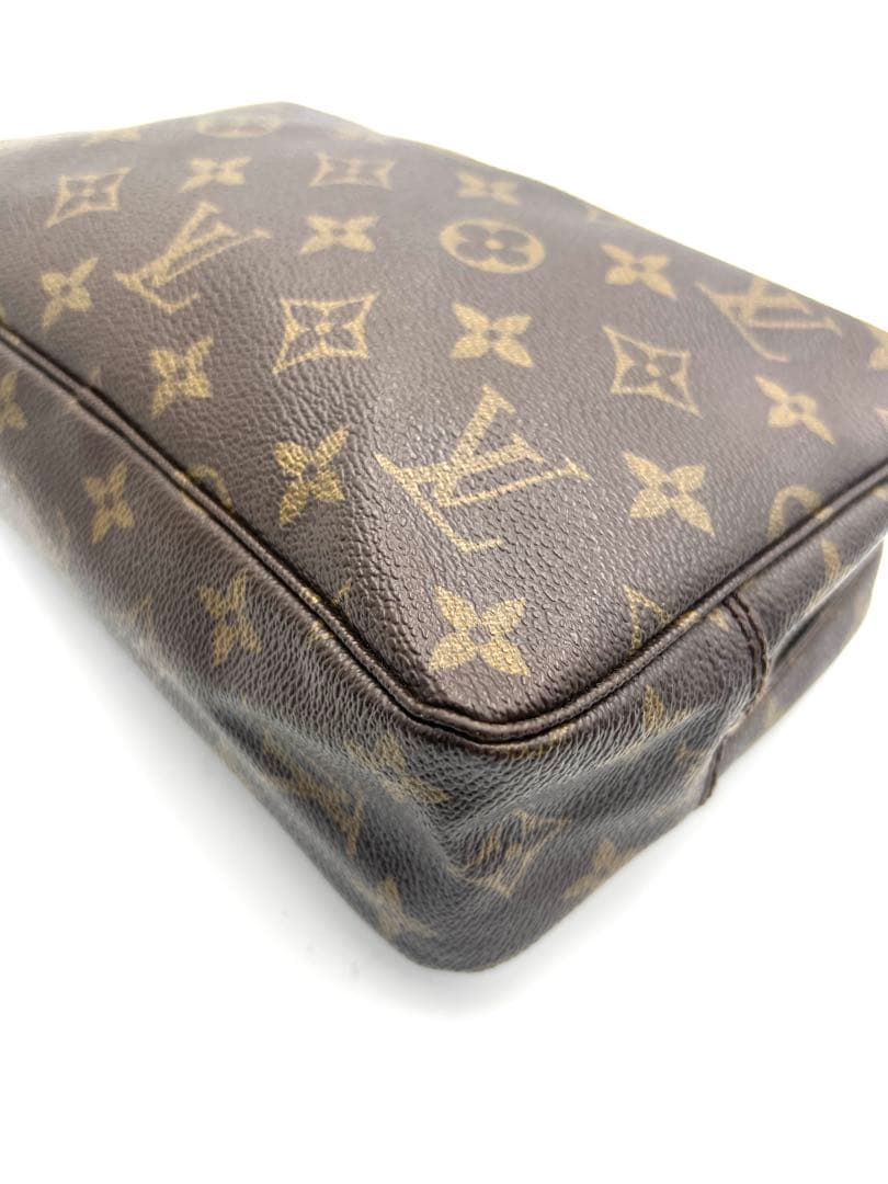 LOUIS VUITTON トゥルーストワレット23 ポーチ M47524